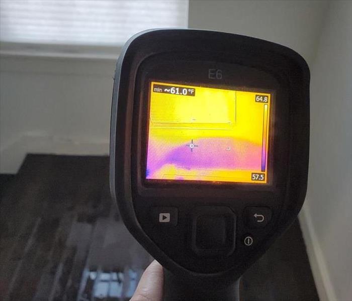 Thermal camera showing moisture in the walls